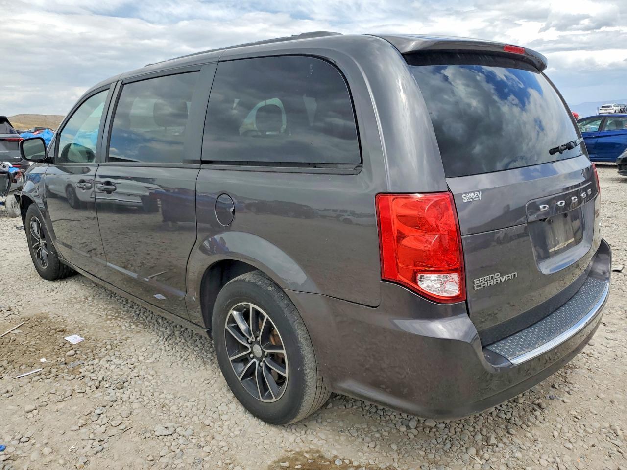 2018 Dodge Grand Caravan Gt - Фото 2