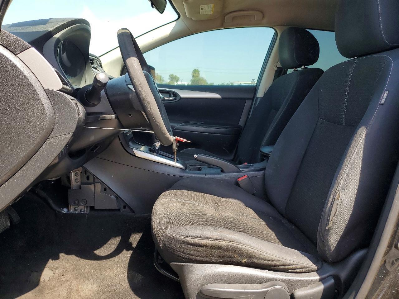 2016 Nissan Sentra S - Image 7