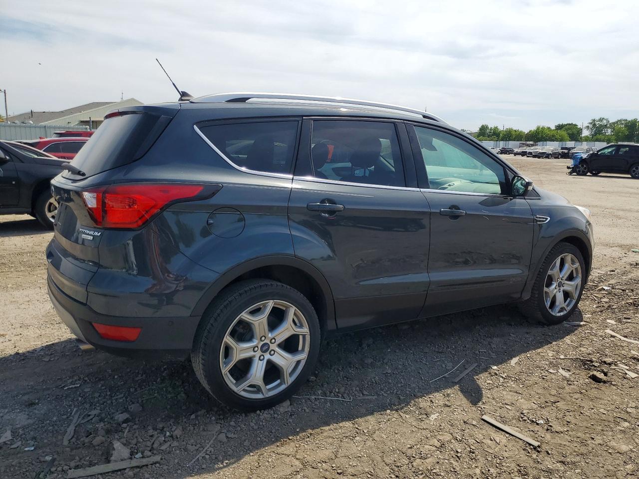2019 Ford Escape Titanium - Фото 3