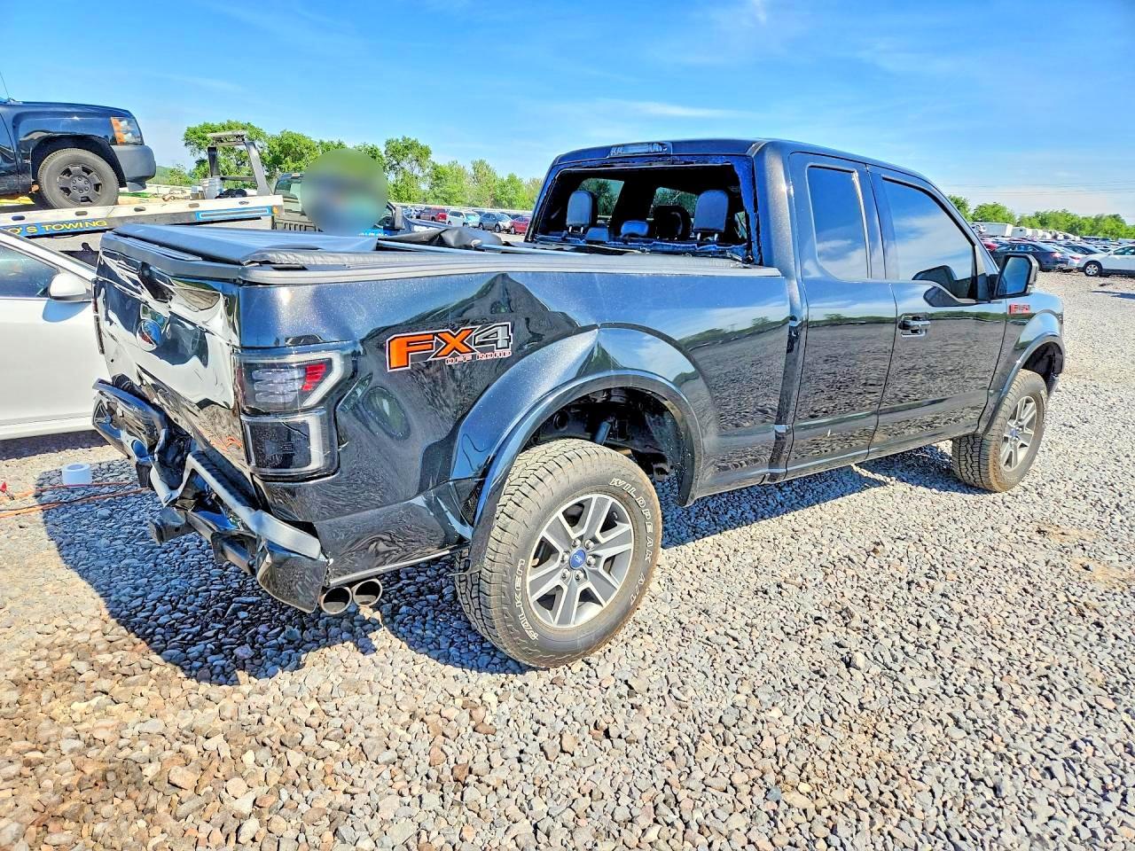 2015 Ford F150 Super Cab - Фото 3