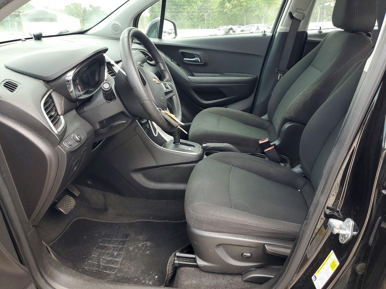 2020 Chevrolet Trax Ls - Image 7