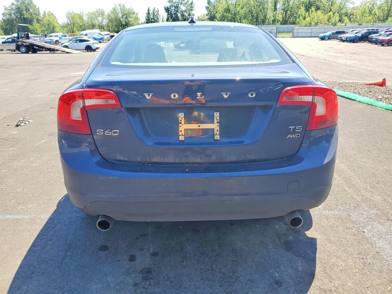 2013 Volvo S60 T5 - Image 6
