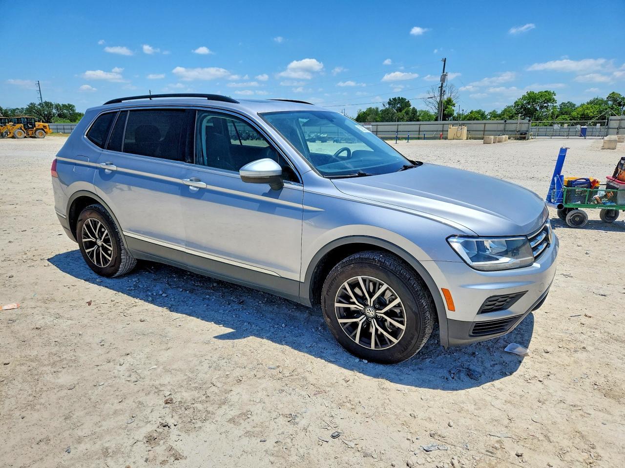 2021 Volkswagen Tiguan Se - Фото 4