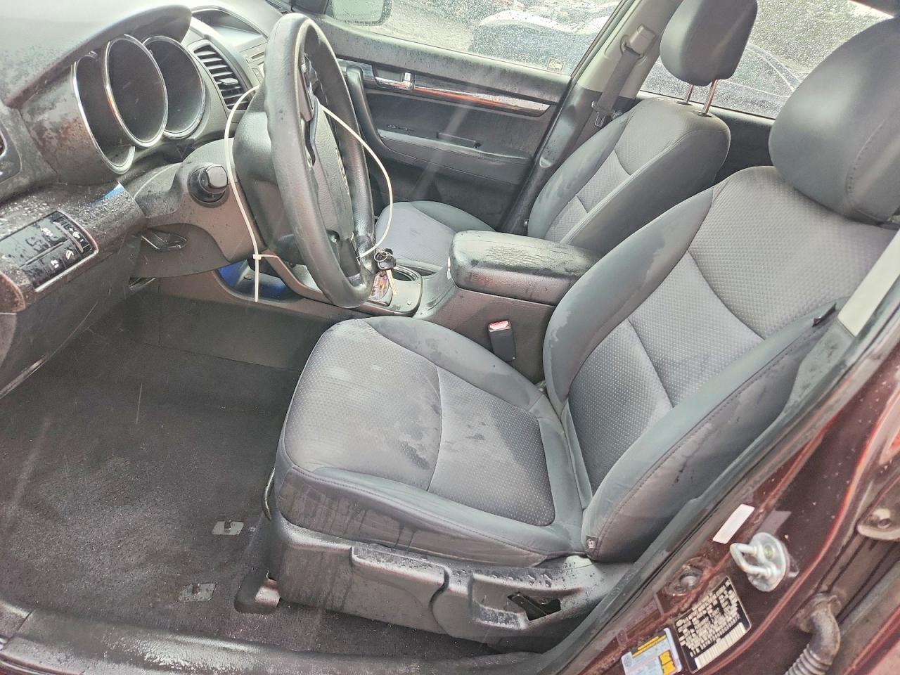 2013 Kia Sorento Lx - Image 7