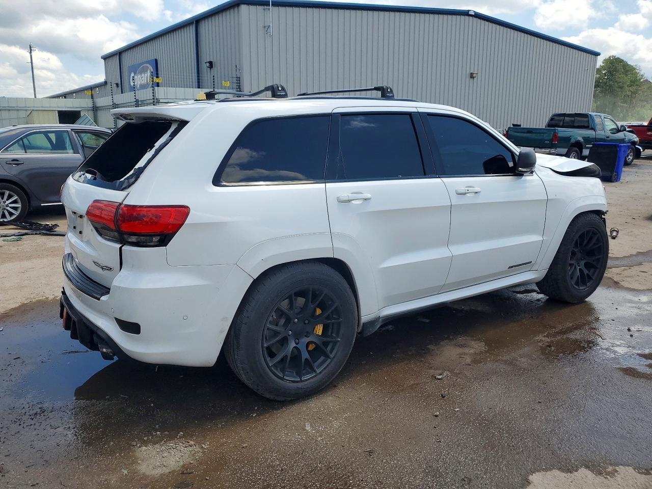 2018 Jeep Grand Cherokee Trackhawk - Image 3