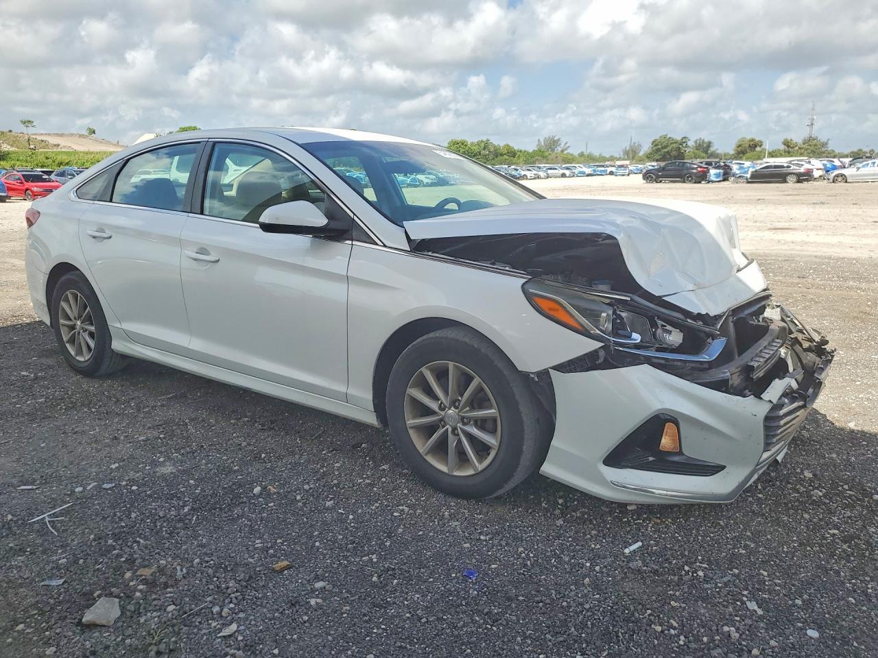 2018 Hyundai Sonata Se - Image 4