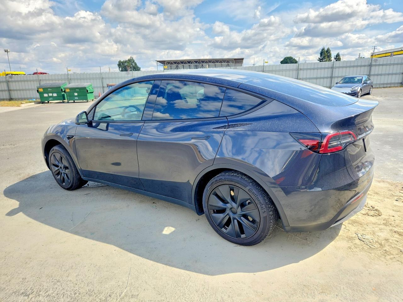 2024 Tesla Model Y - Image 2