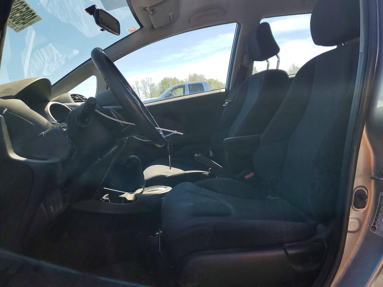 2011 Honda Fit Sport - Фото 7