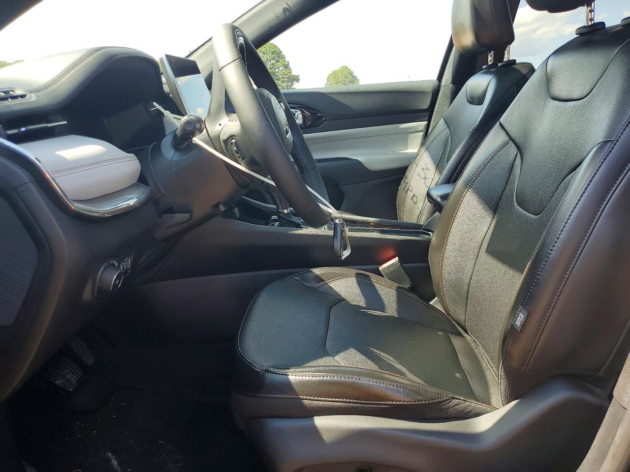 2023 Jeep Compass Limited - Image 7