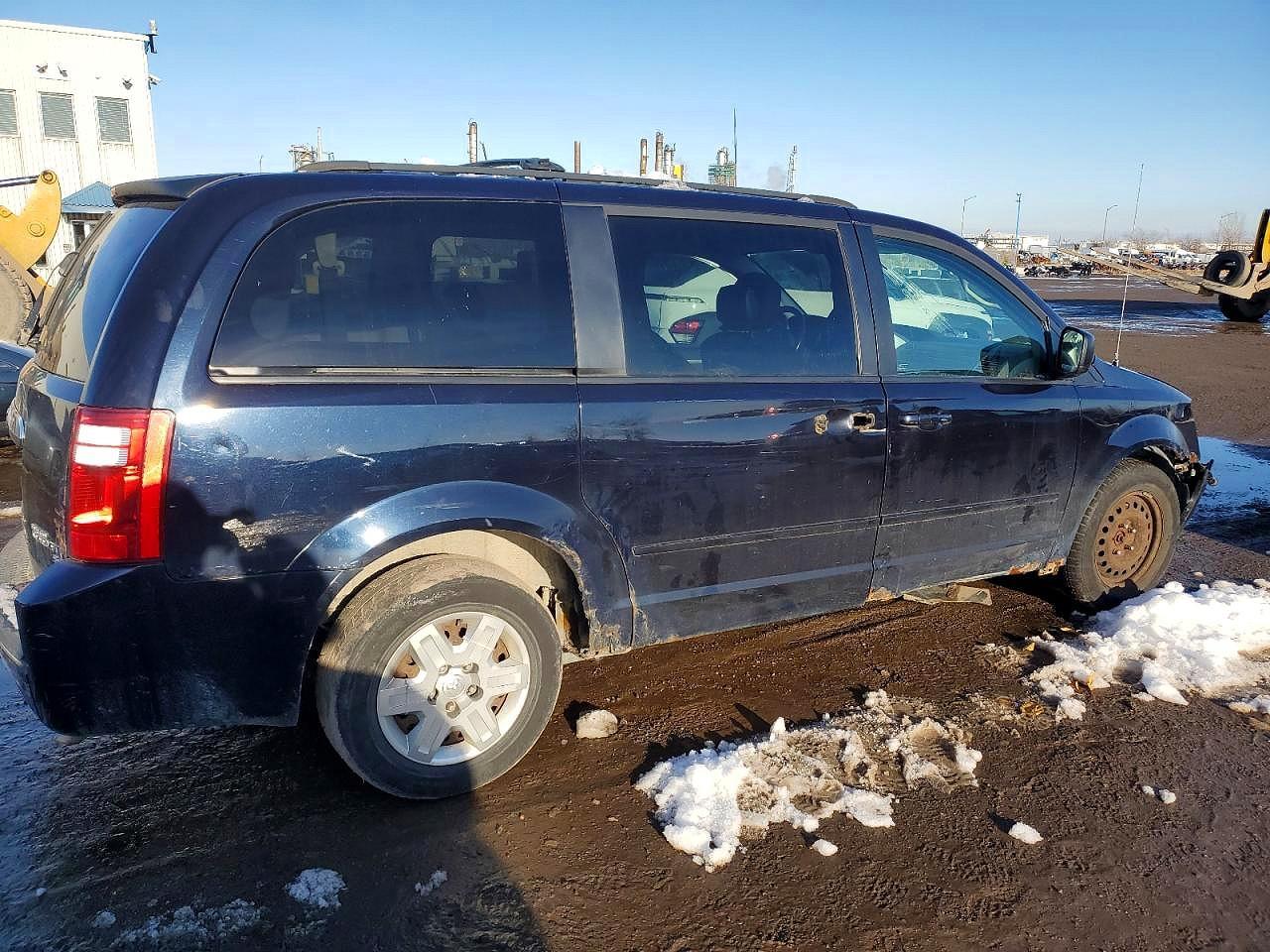 2010 Dodge Grand Caravan Se - Image 3