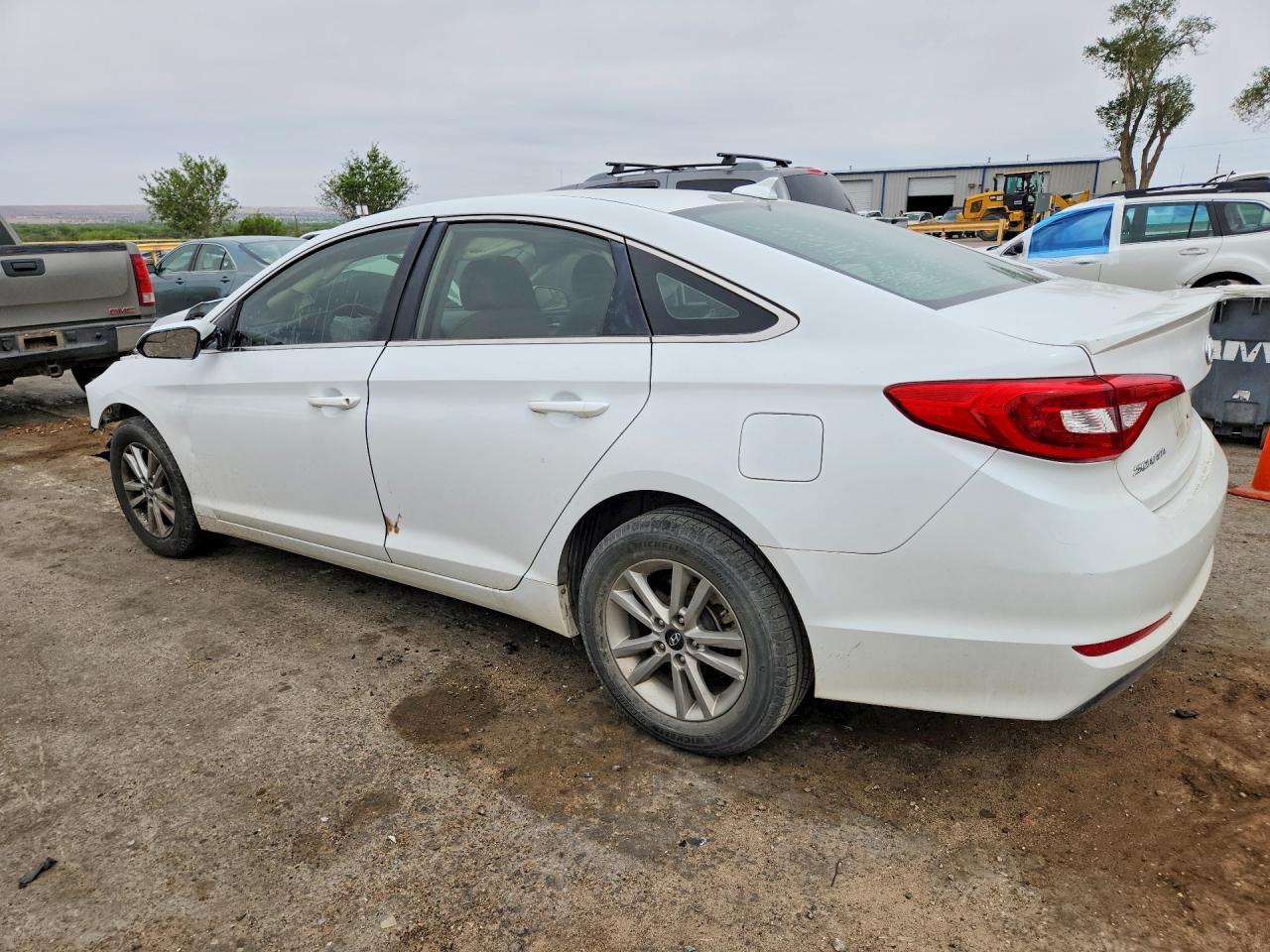 2017 Hyundai Sonata Se - Фото 2