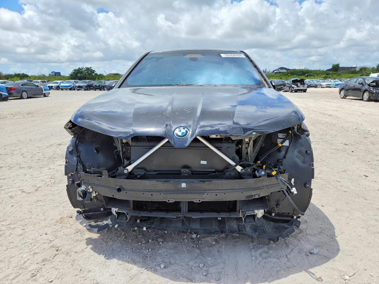 2024 BMW Ix xDrive50 - Фото 5