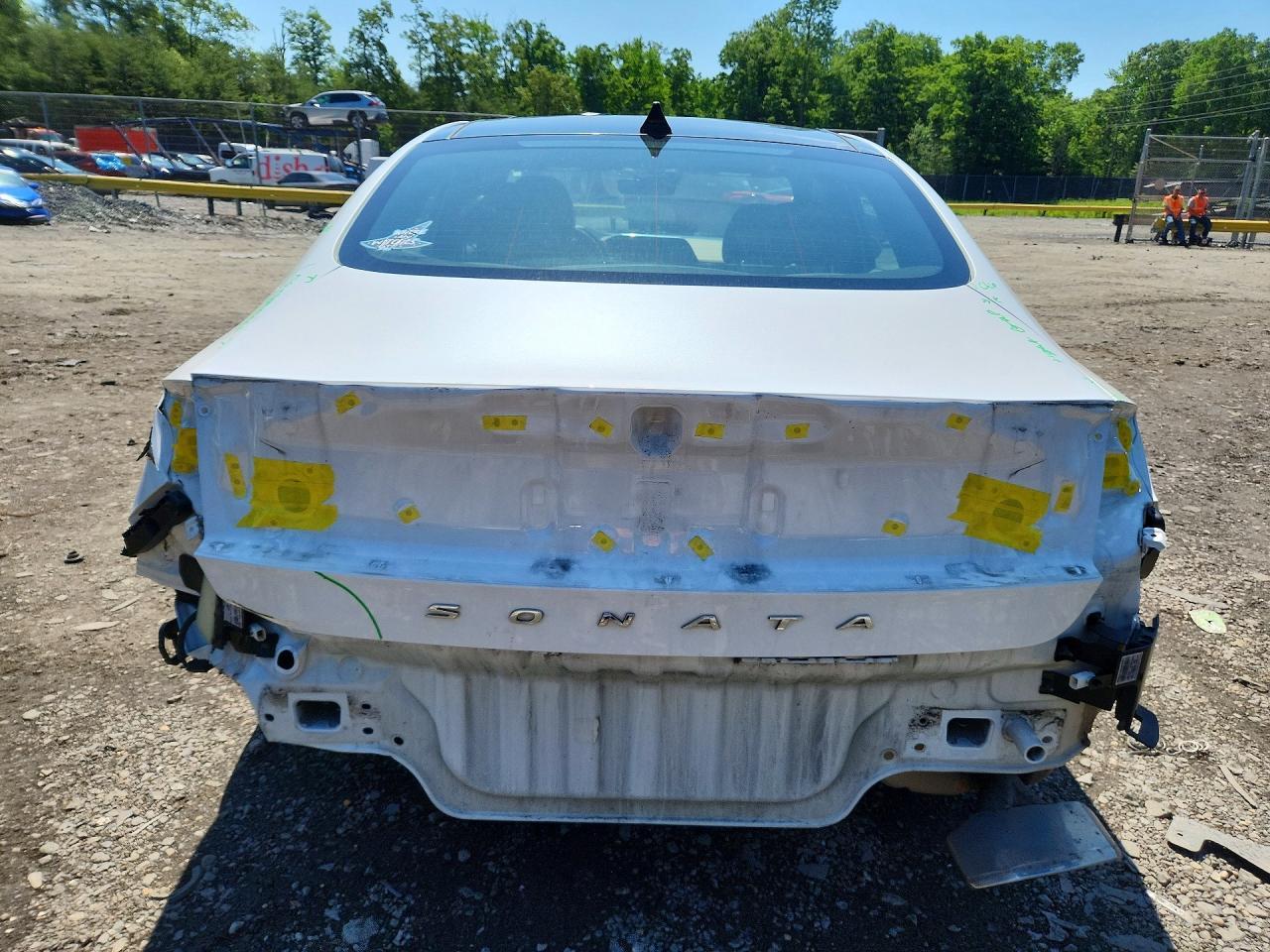 2021 Hyundai Sonata Limited - Image 6