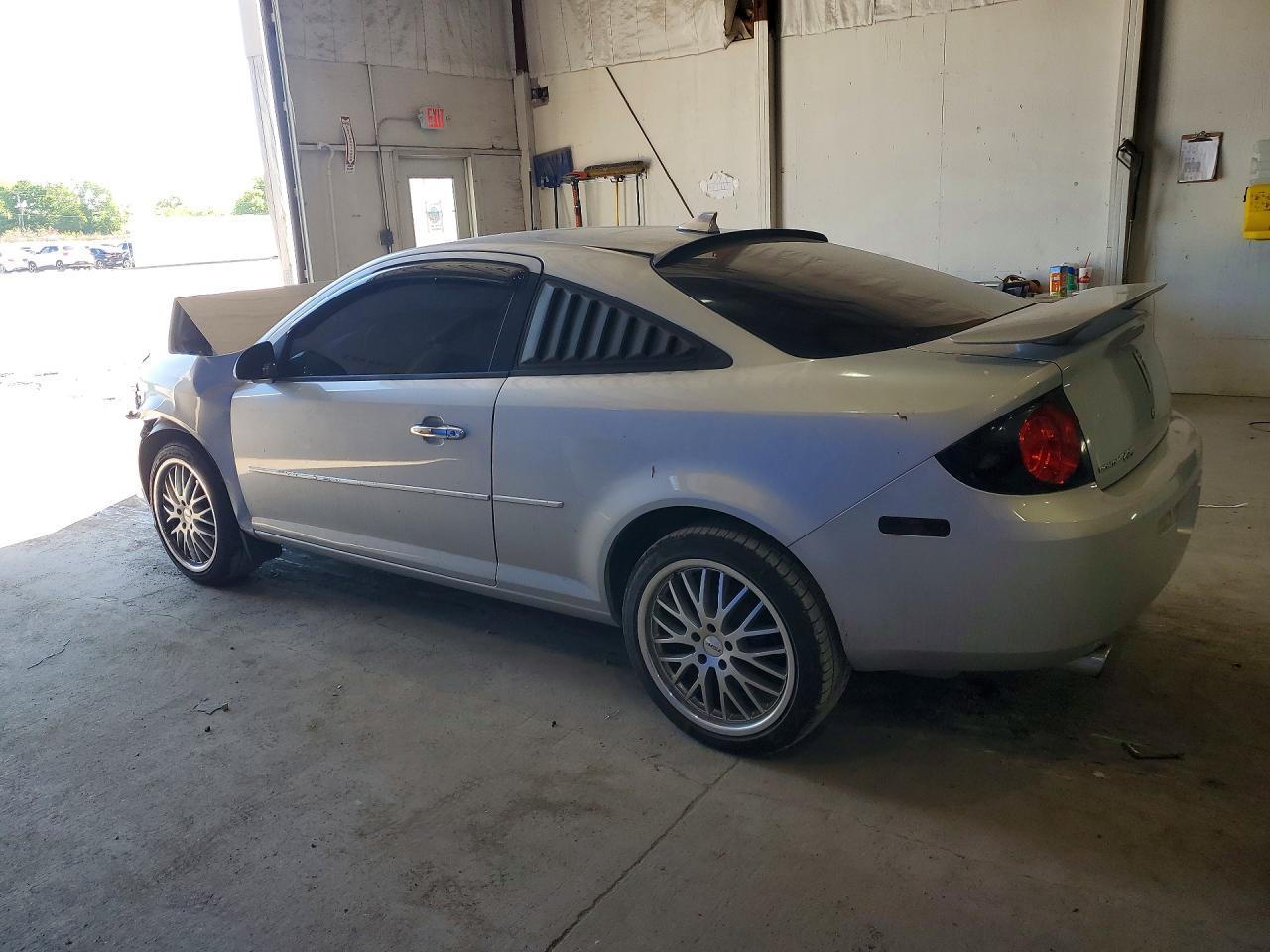 2008 Pontiac G5 - Image 2