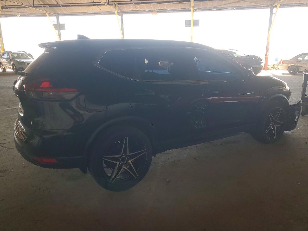 2019 Nissan Rogue S - Фото 3