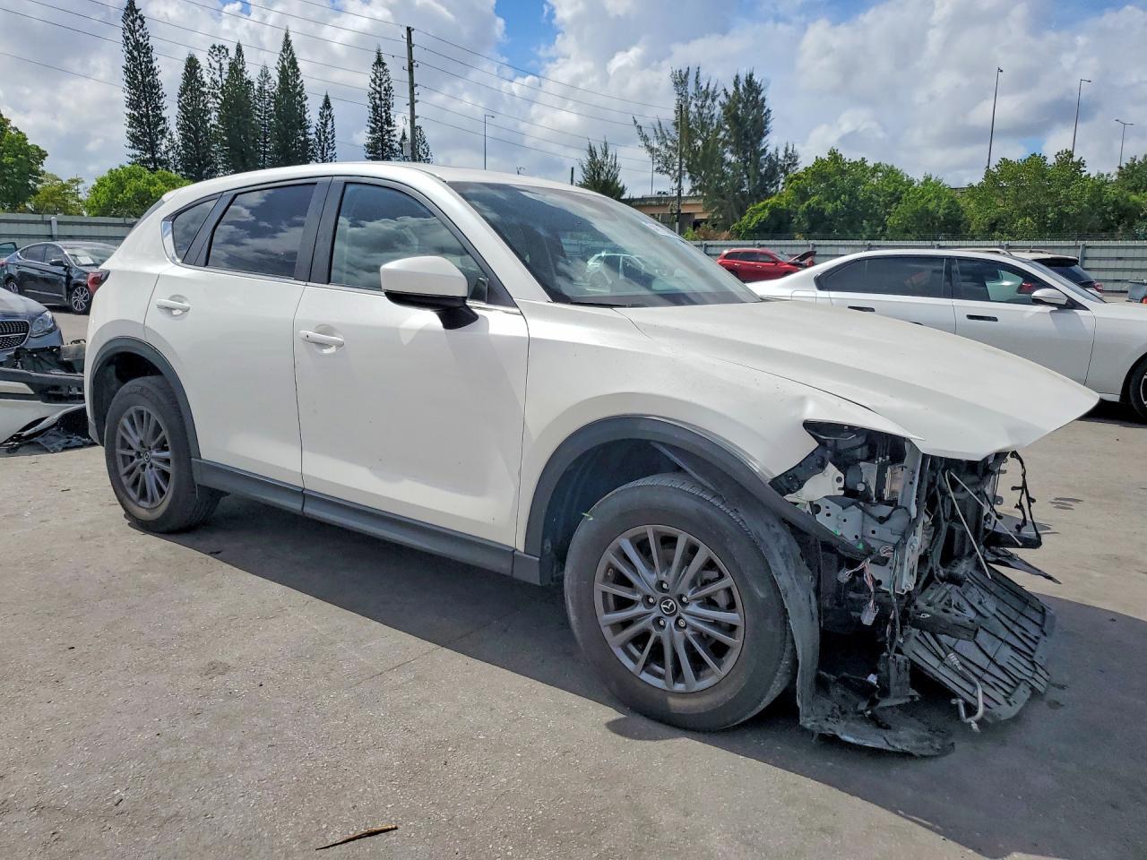 2020 Mazda Cx-5 Touring - Image 4