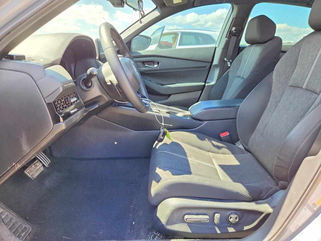 2024 Honda Accord Hybrid Sport - Image 7