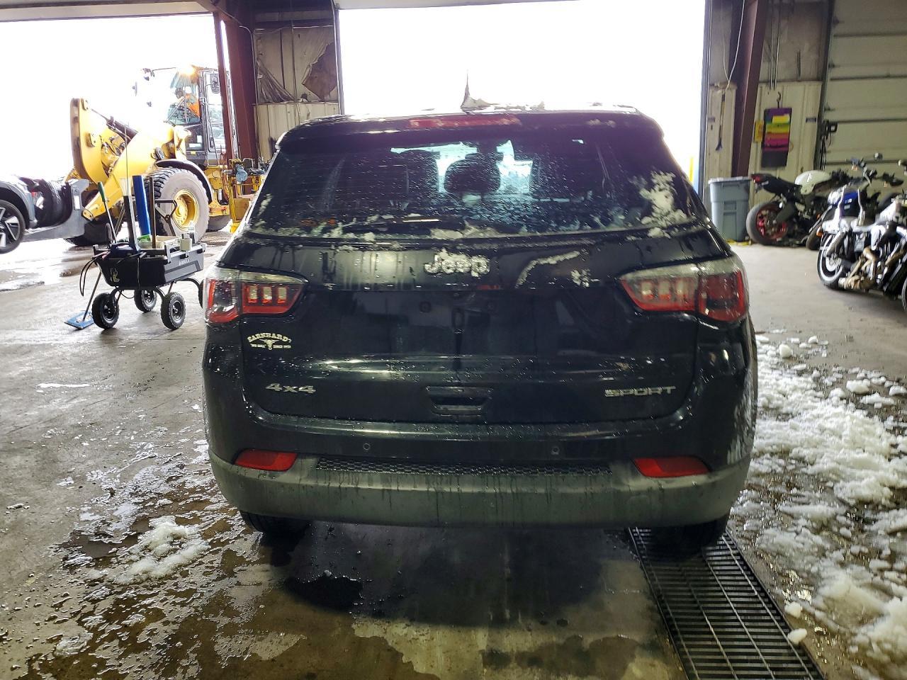 2017 Jeep Compass Sport - Фото 6