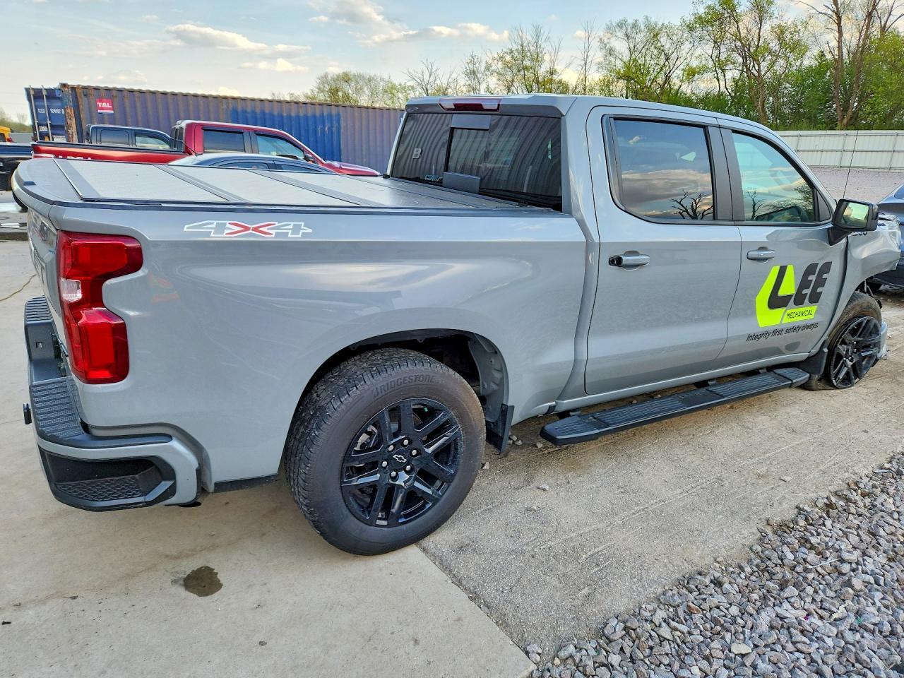 2025 Chevrolet Silverado K1500 Rst - Image 3