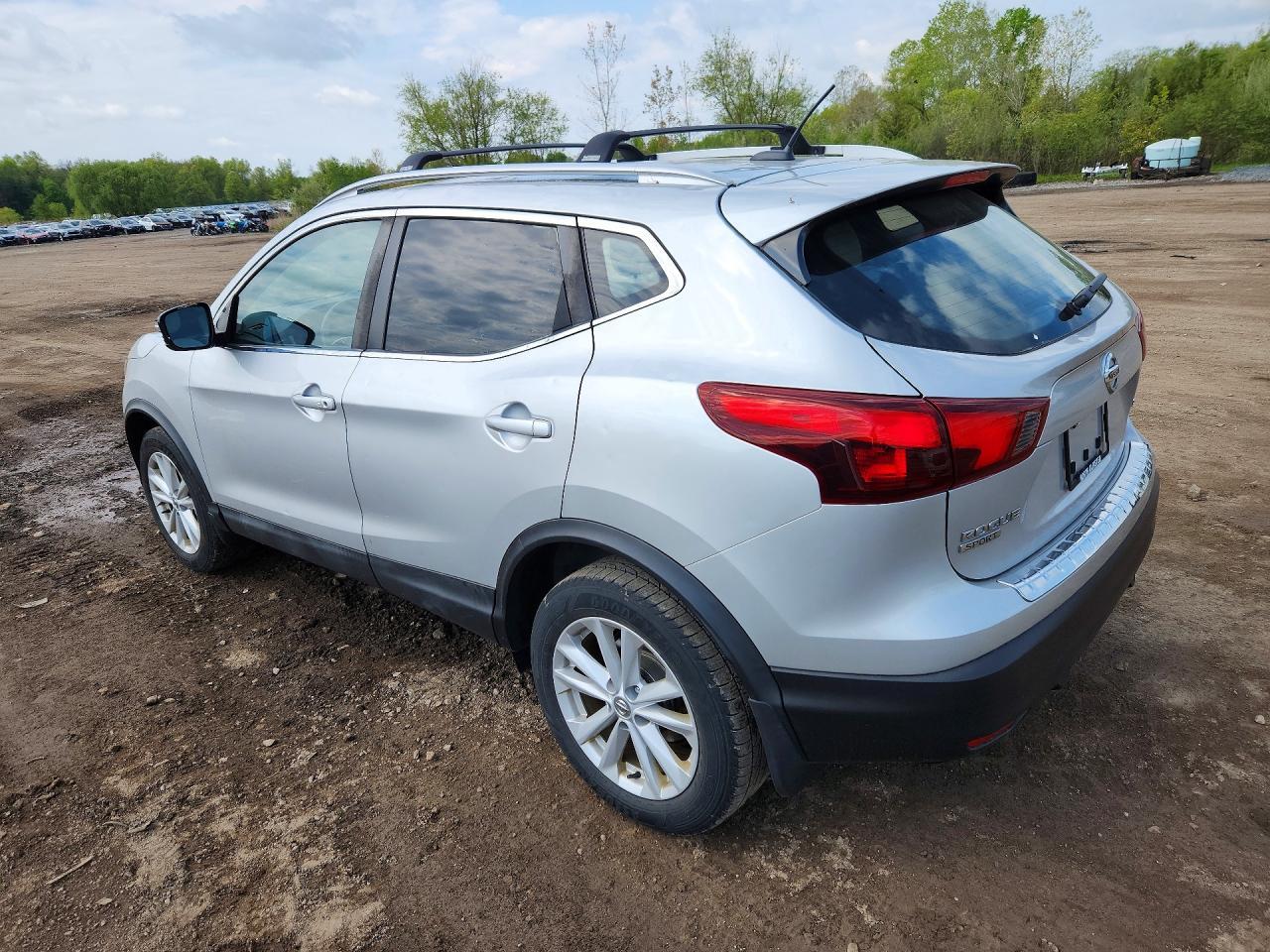 2018 Nissan Rogue Sport Sv - Фото 2