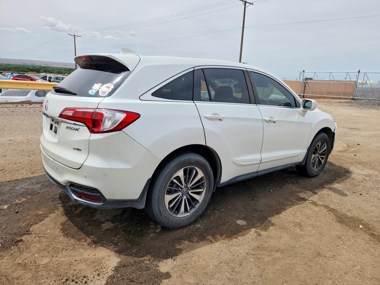 2016 Acura Rdx Advance - Image 3
