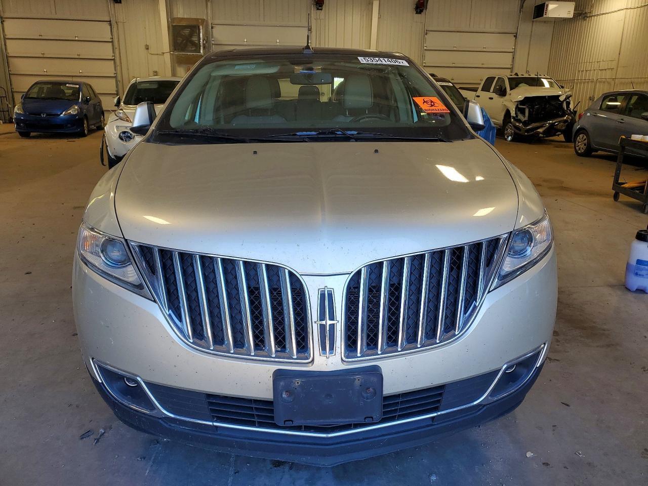 2011 Lincoln Mkx - Image 5