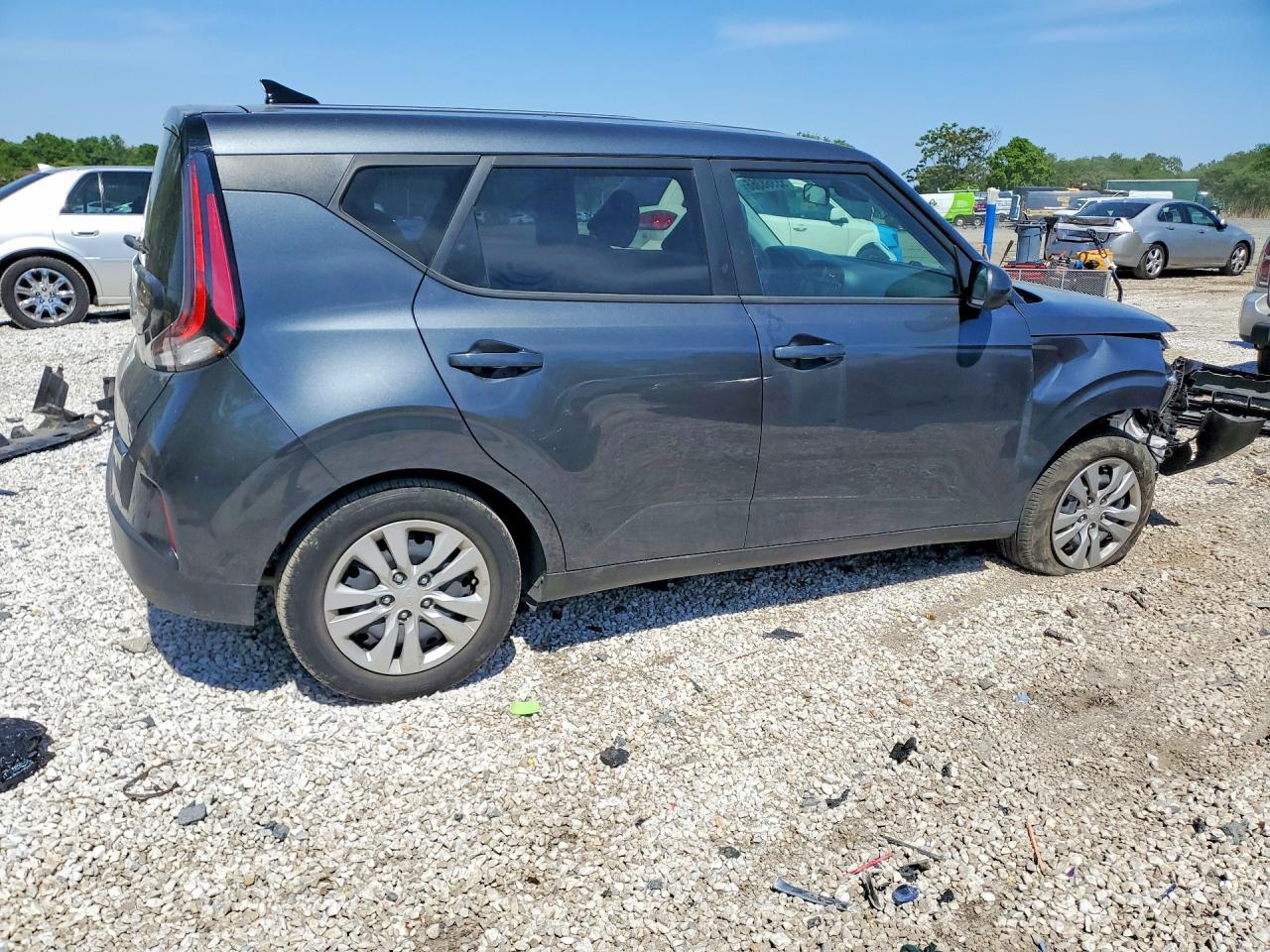 2023 Kia Soul Lx - Image 3