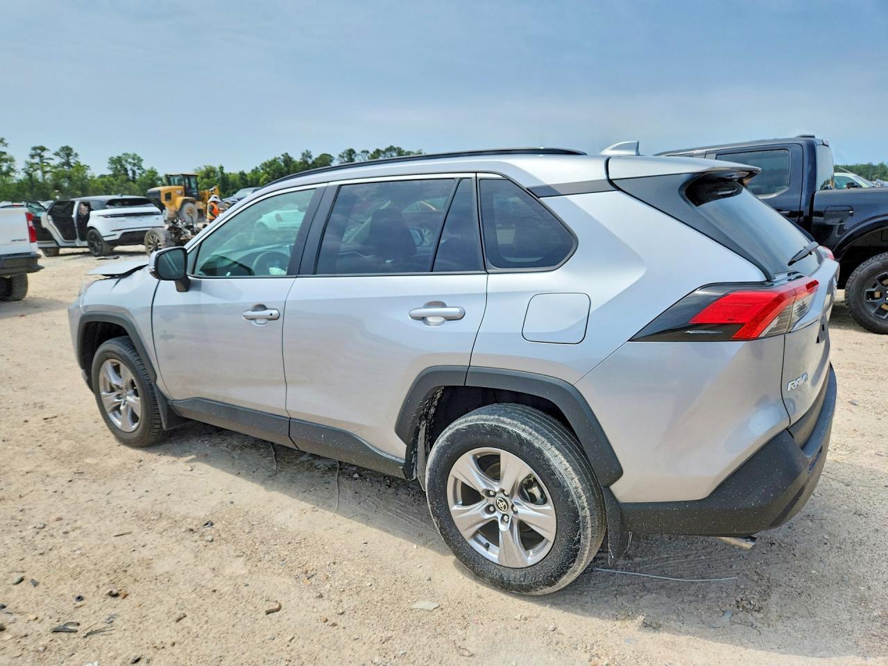 2025 Toyota Rav4 Xle - Image 2