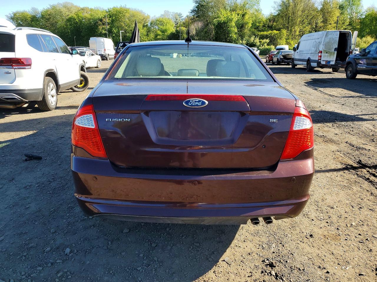 2012 Ford Fusion Se - Фото 6