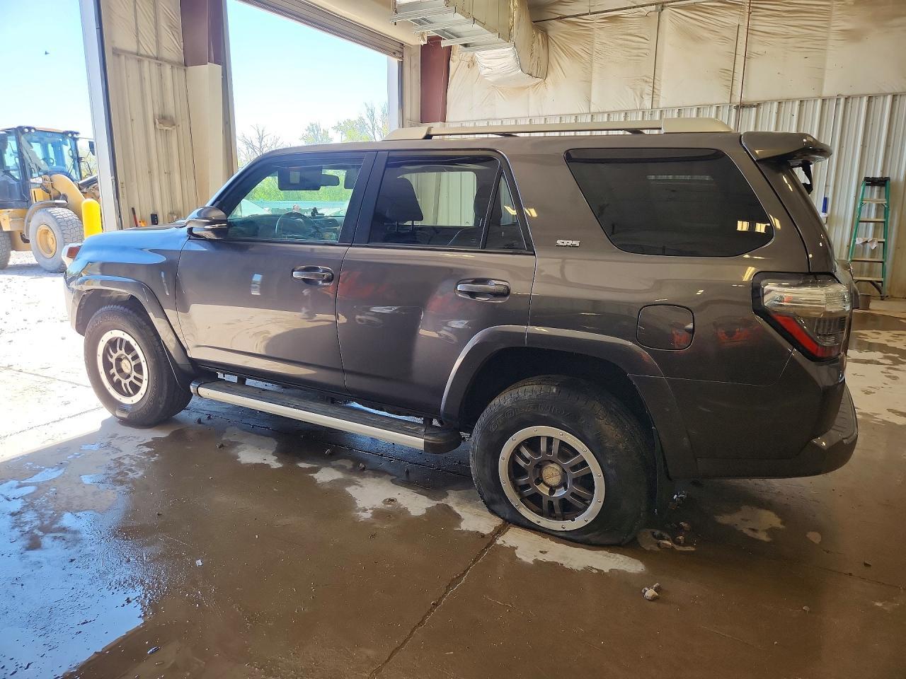 2015 Toyota 4Runner Sr5 Premium - Фото 2
