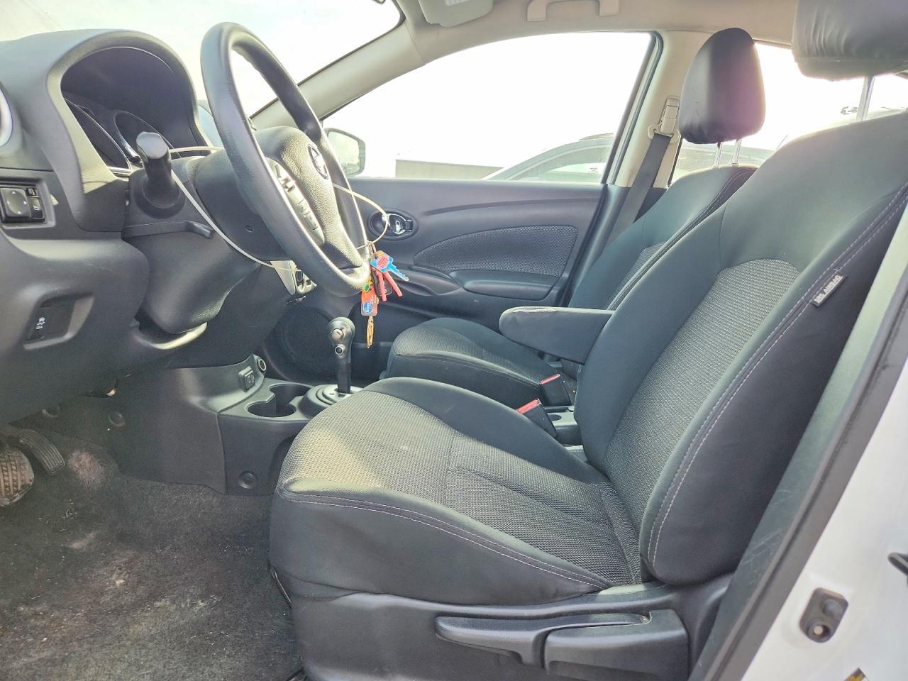 2019 Nissan Versa Sv - Image 7