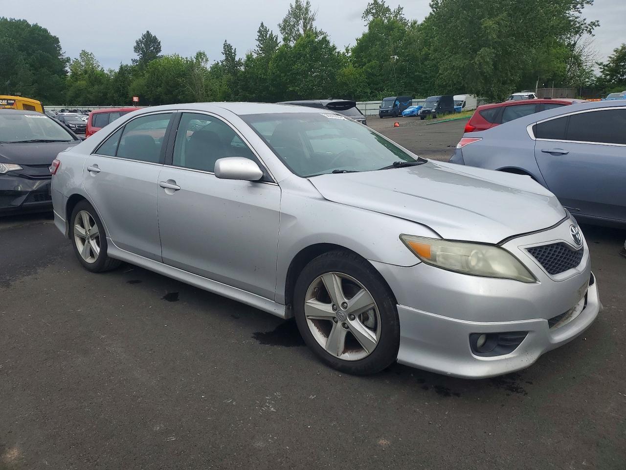 2011 Toyota Camry Se - Фото 4