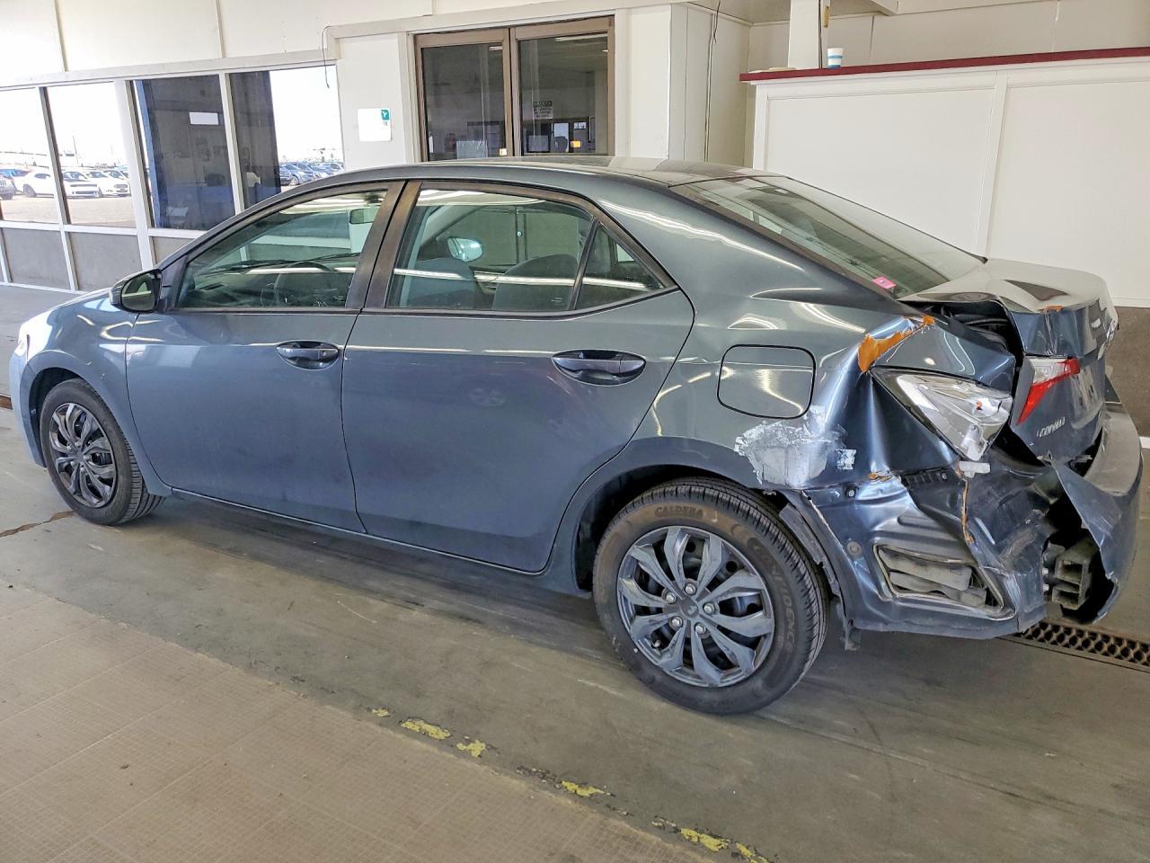 2014 Toyota Corolla Le - Фото 2
