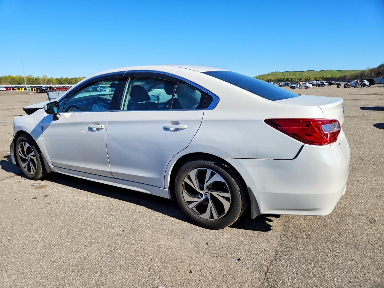 2016 Subaru Legacy - Image 2