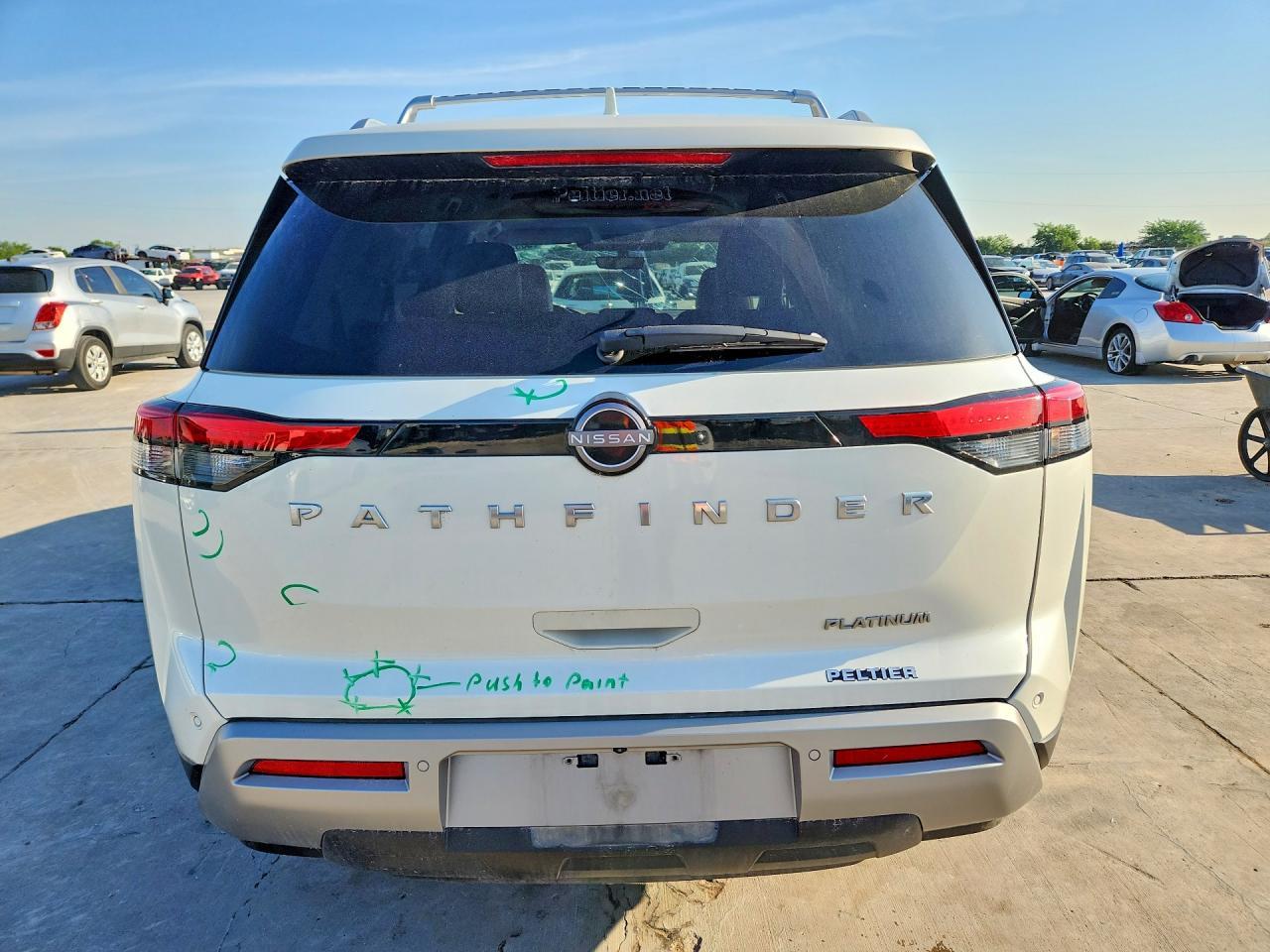2023 Nissan Pathfinder Platinum - Фото 6