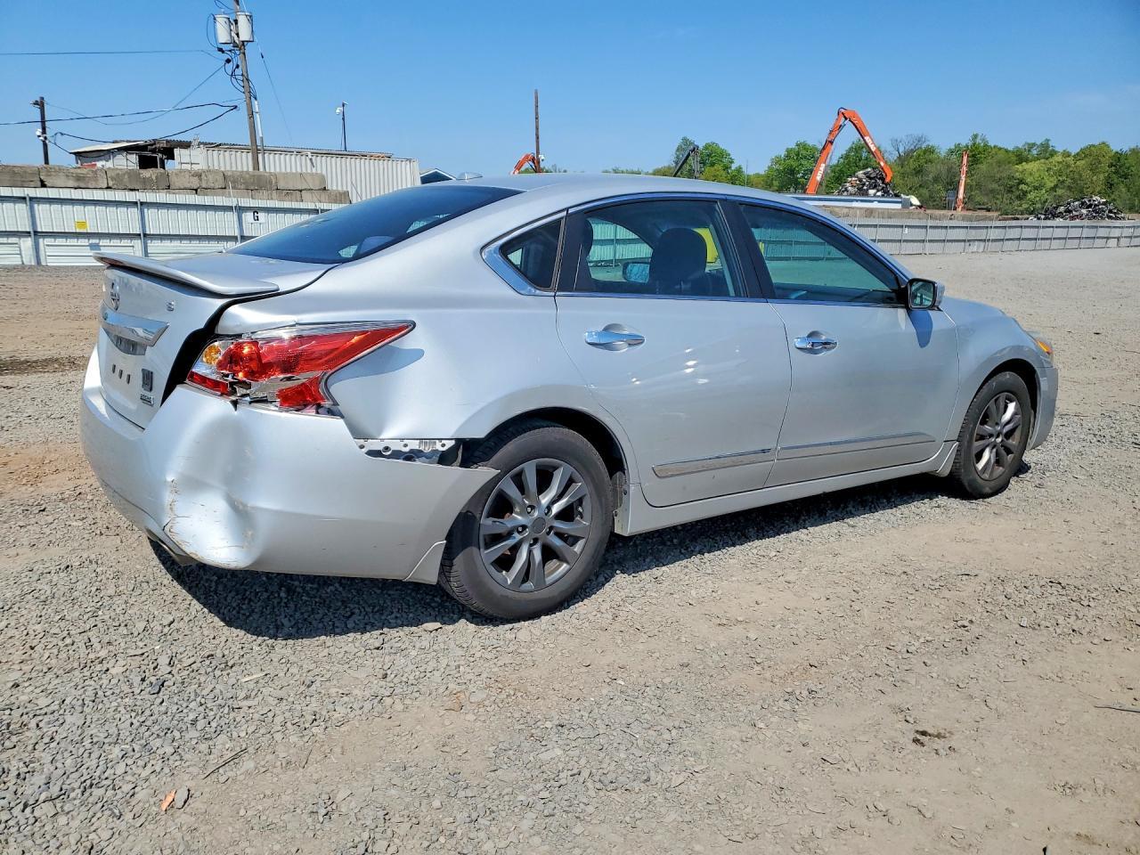 2015 Nissan Altima 2.5 S - Image 3