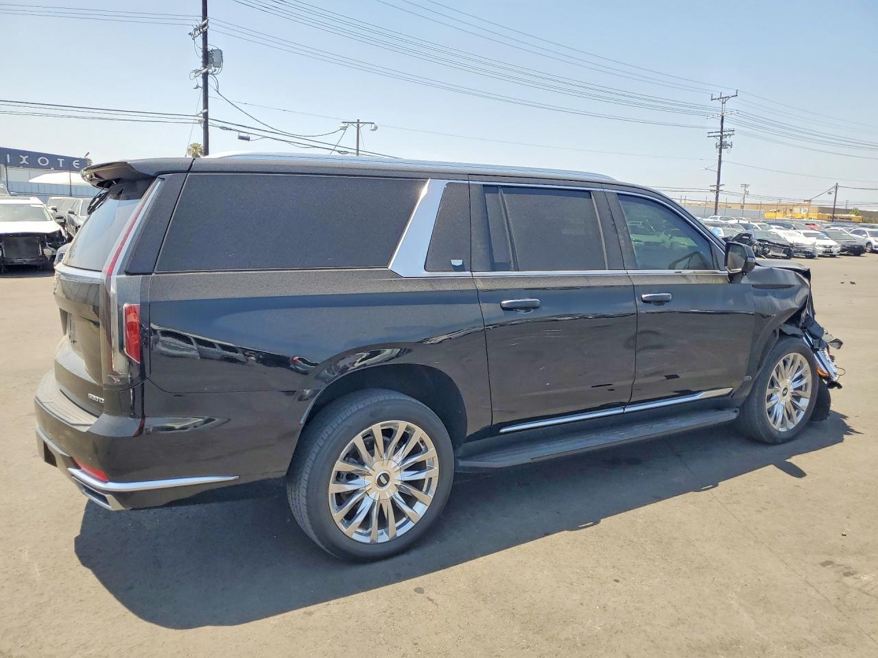 2023 Cadillac Escalade - Фото 3