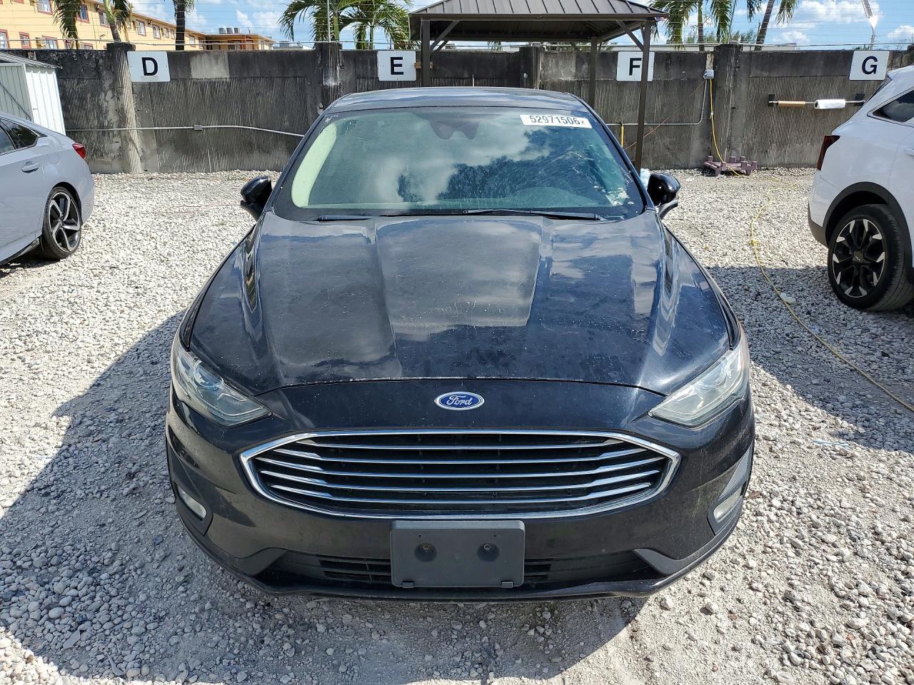 2020 Ford Fusion Se - Фото 5