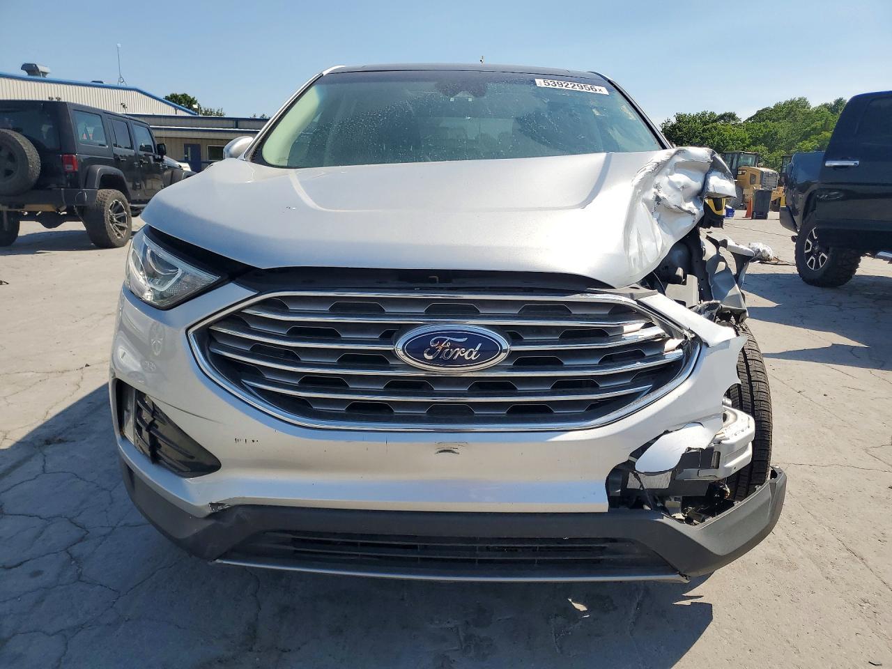 2019 Ford Edge - Фото 5