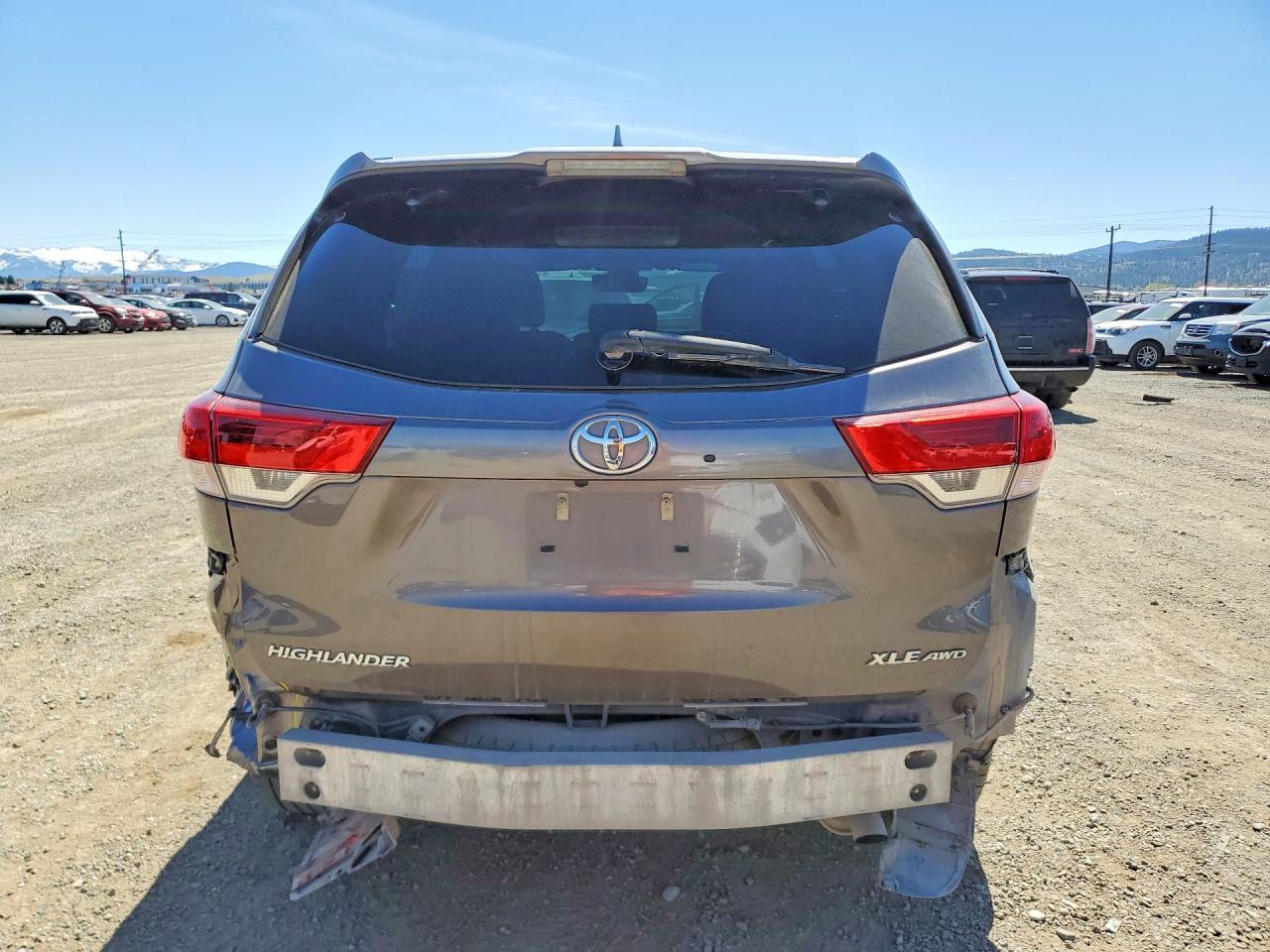 2018 Toyota Highlander Xle - Image 6