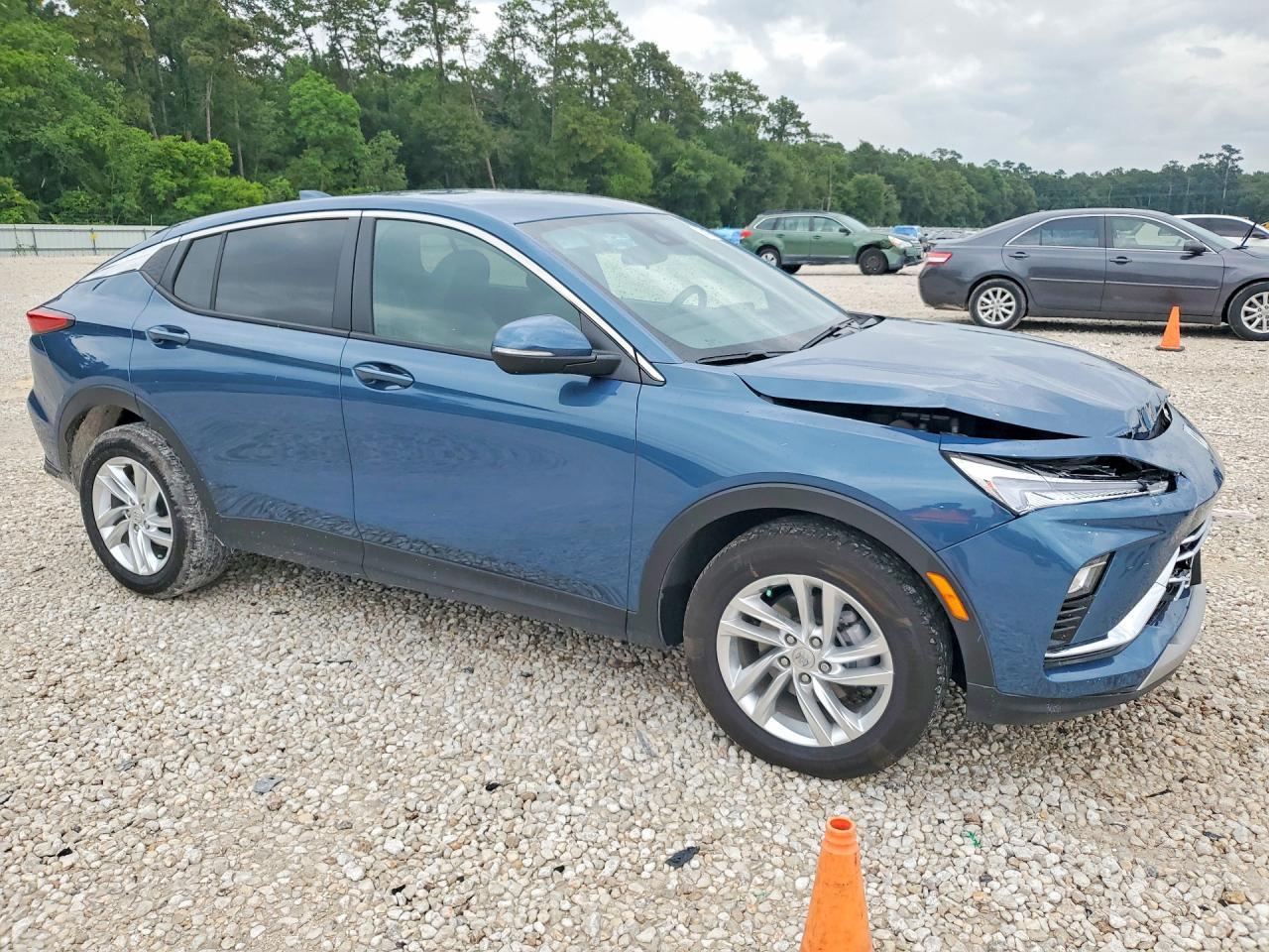 2025 Buick Envista - Image 4