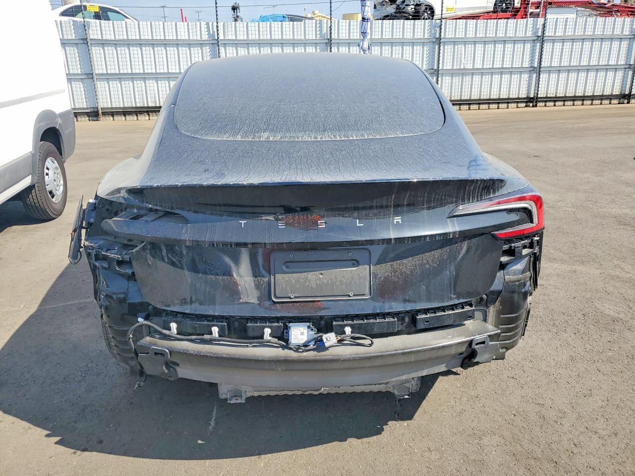 2024 Tesla Model 3 - Фото 6