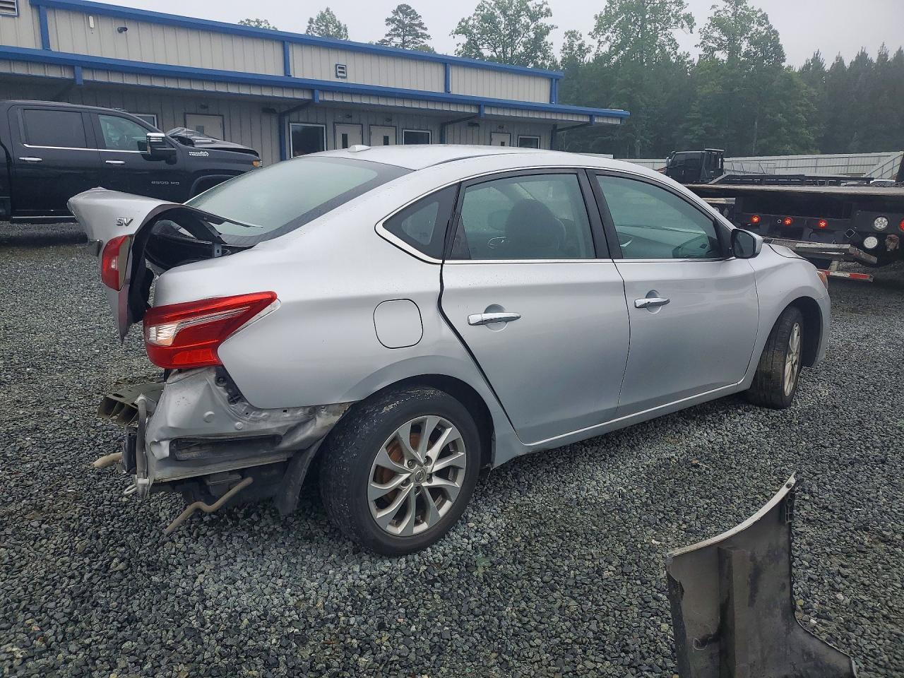 2019 Nissan Sentra Sv - Фото 3