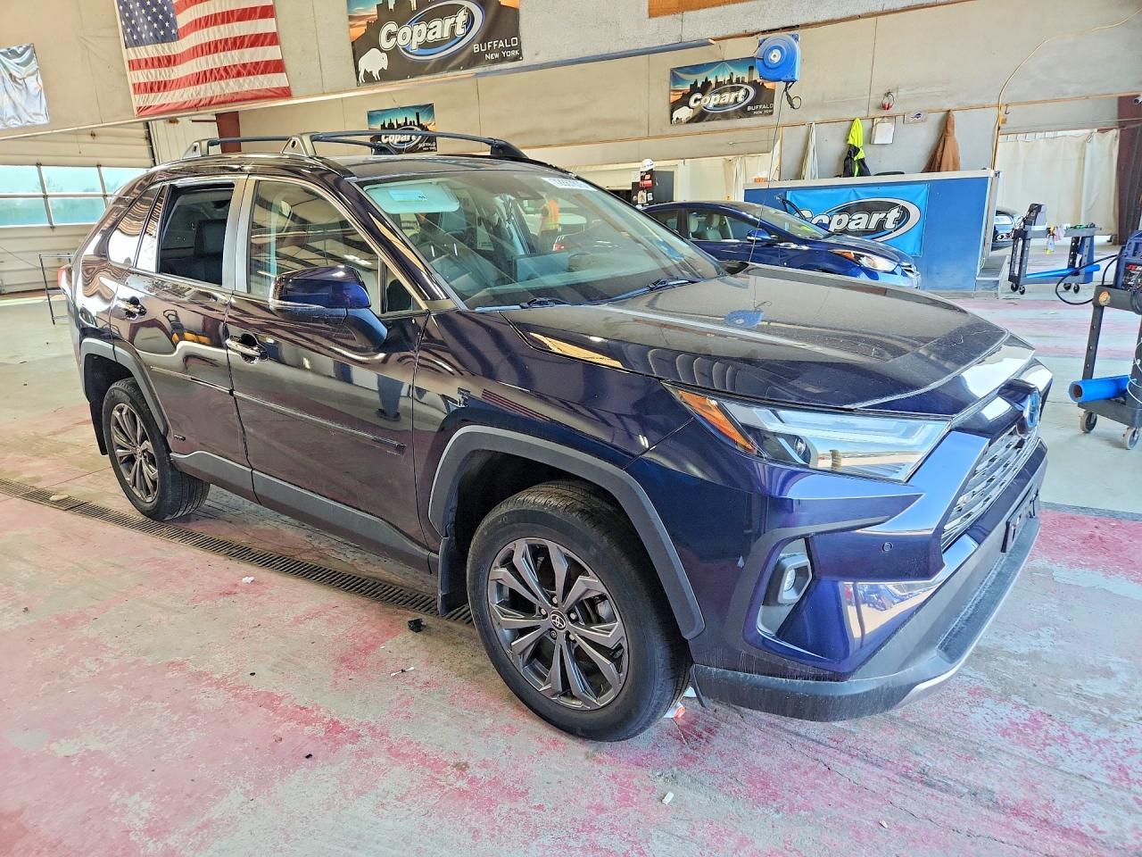 2023 Toyota Rav4 Limited - Image 4