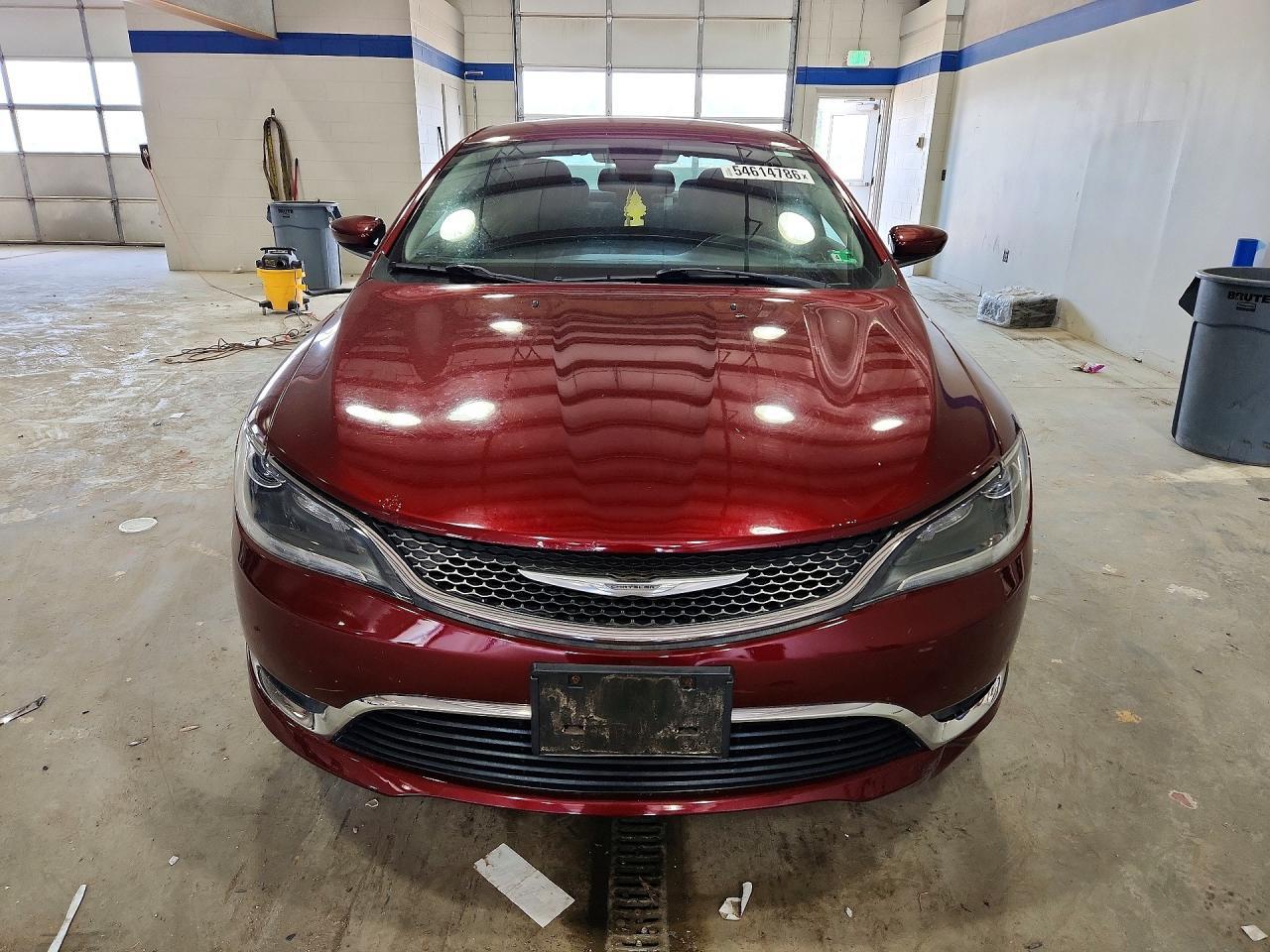 2015 Chrysler 200 Limited - Image 5