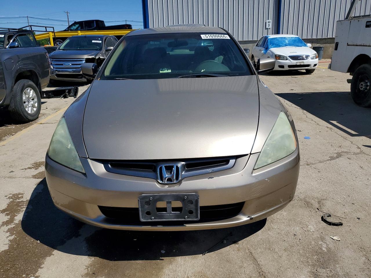 2004 Honda Accord Lx - Image 5