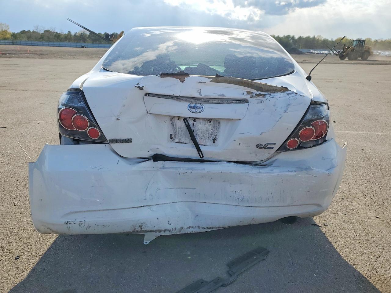 2009 Toyota Scion - Image 6