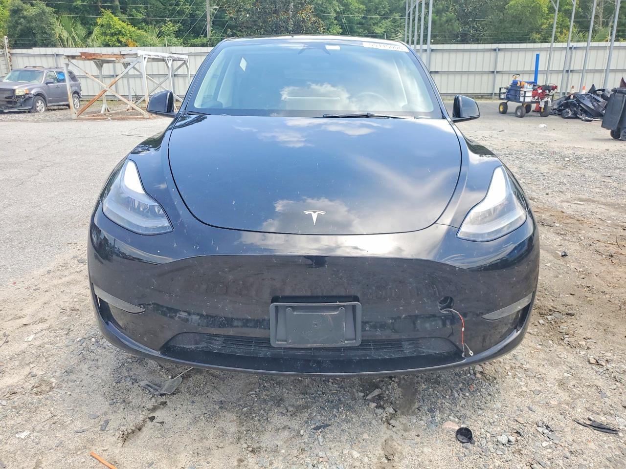 2023 Tesla Model Y - Фото 5
