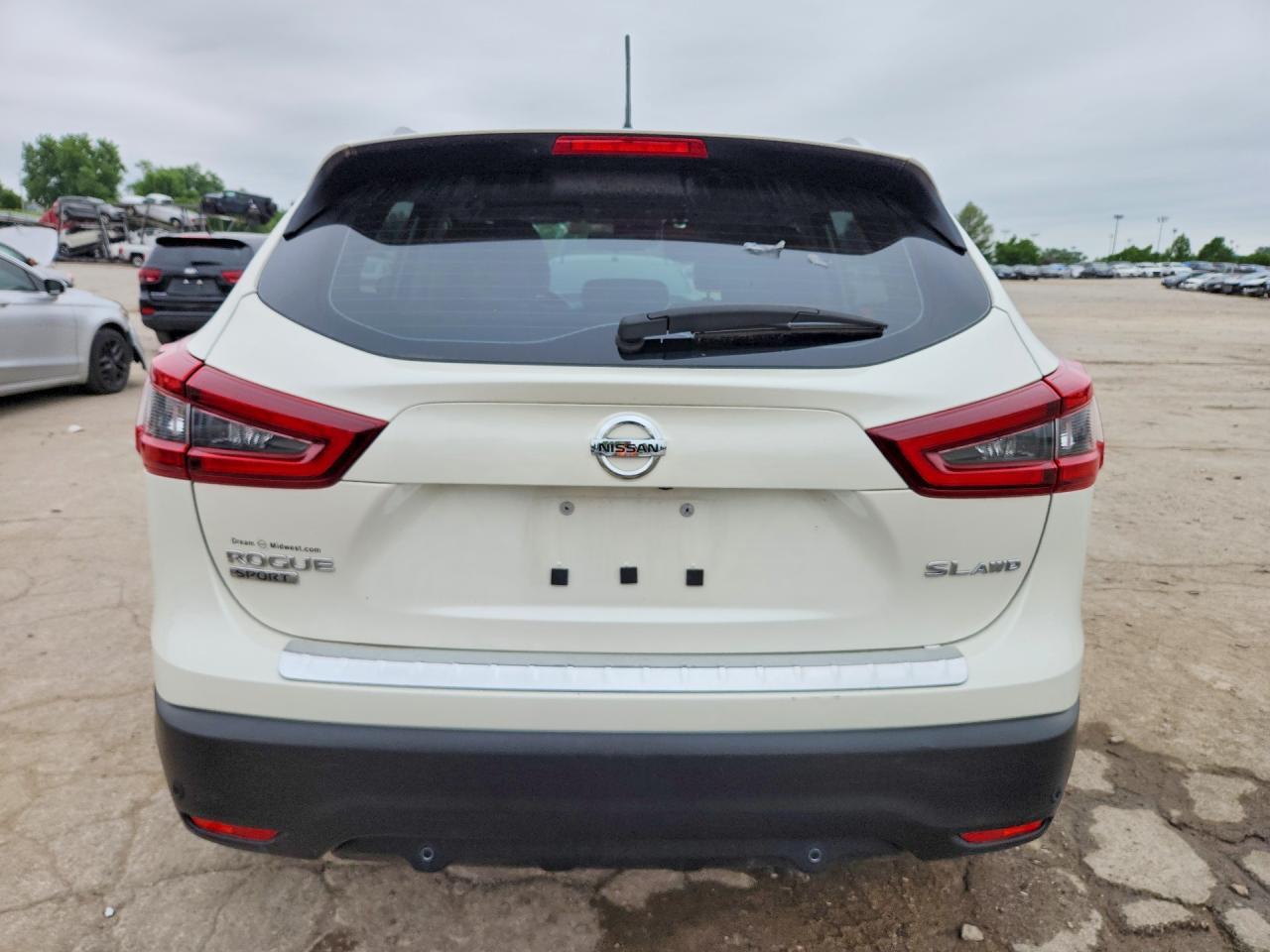 2022 Nissan Rogue Sport Sl - Image 6
