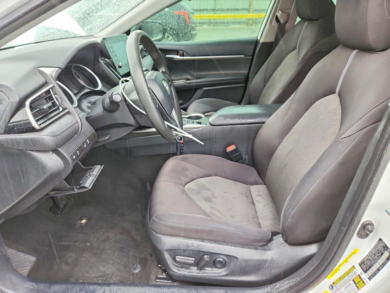 2021 Toyota Camry Le - Image 7